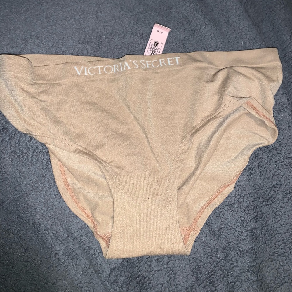 Victoria secret hip hugger underwear